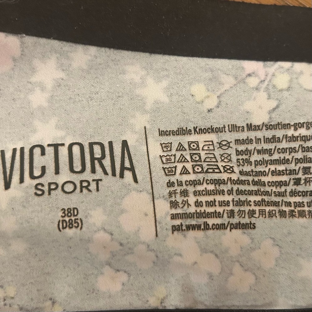 Victoria’s Secret Sport Incredible Knockout Floral Sports Bra - Picture 5 of 6